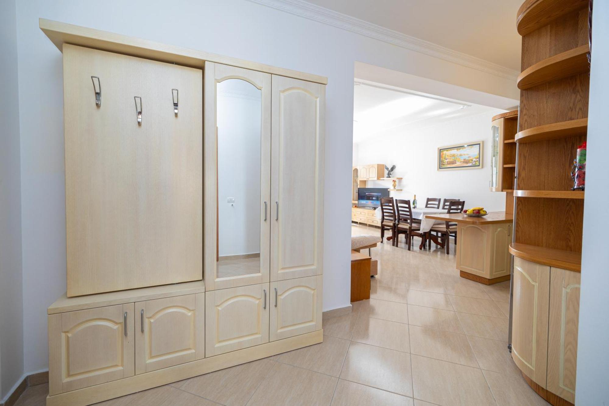 Lucas Apartments Rental Wlora Zewnętrze zdjęcie