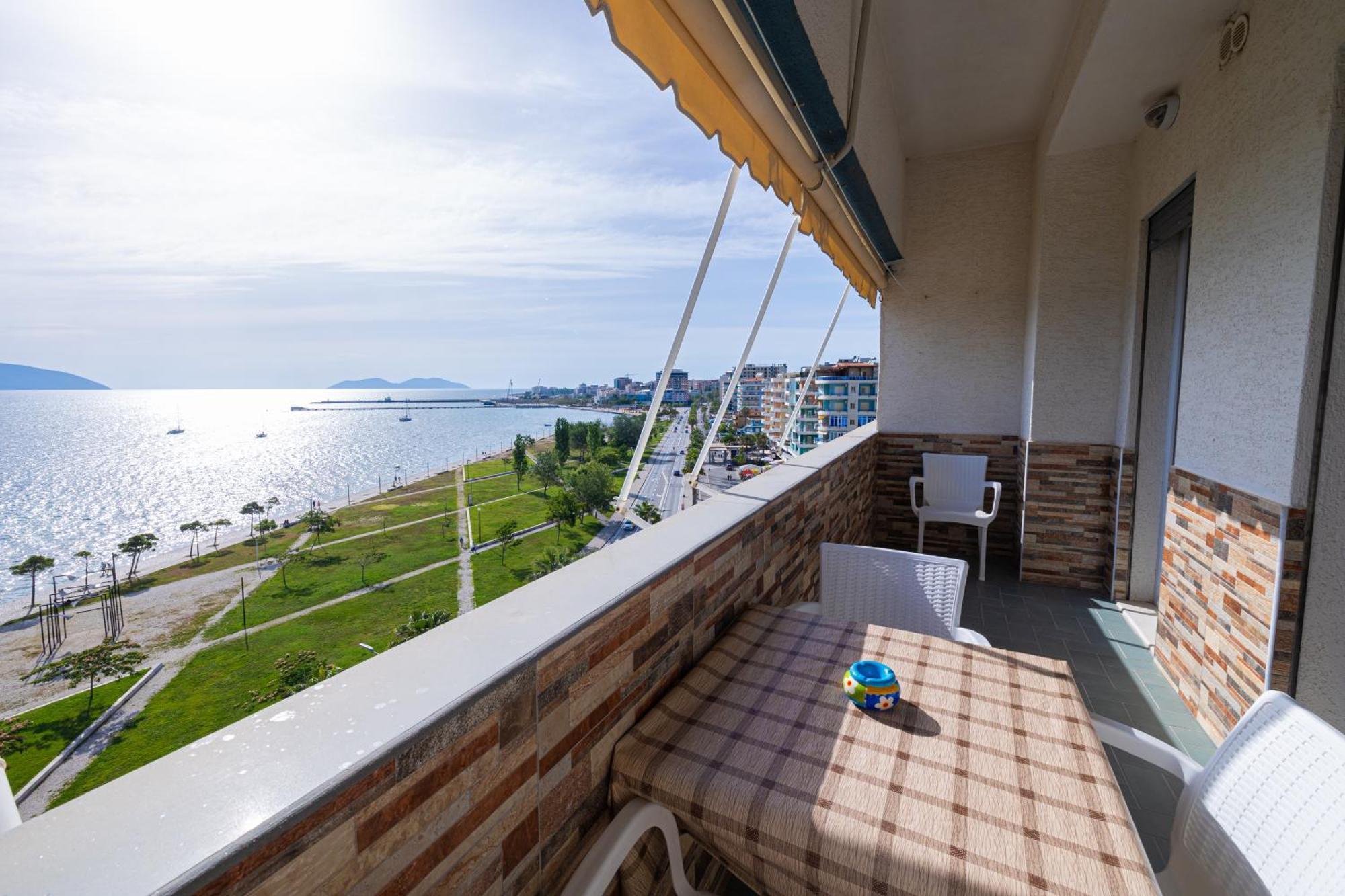 Lucas Apartments Rental Wlora Zewnętrze zdjęcie
