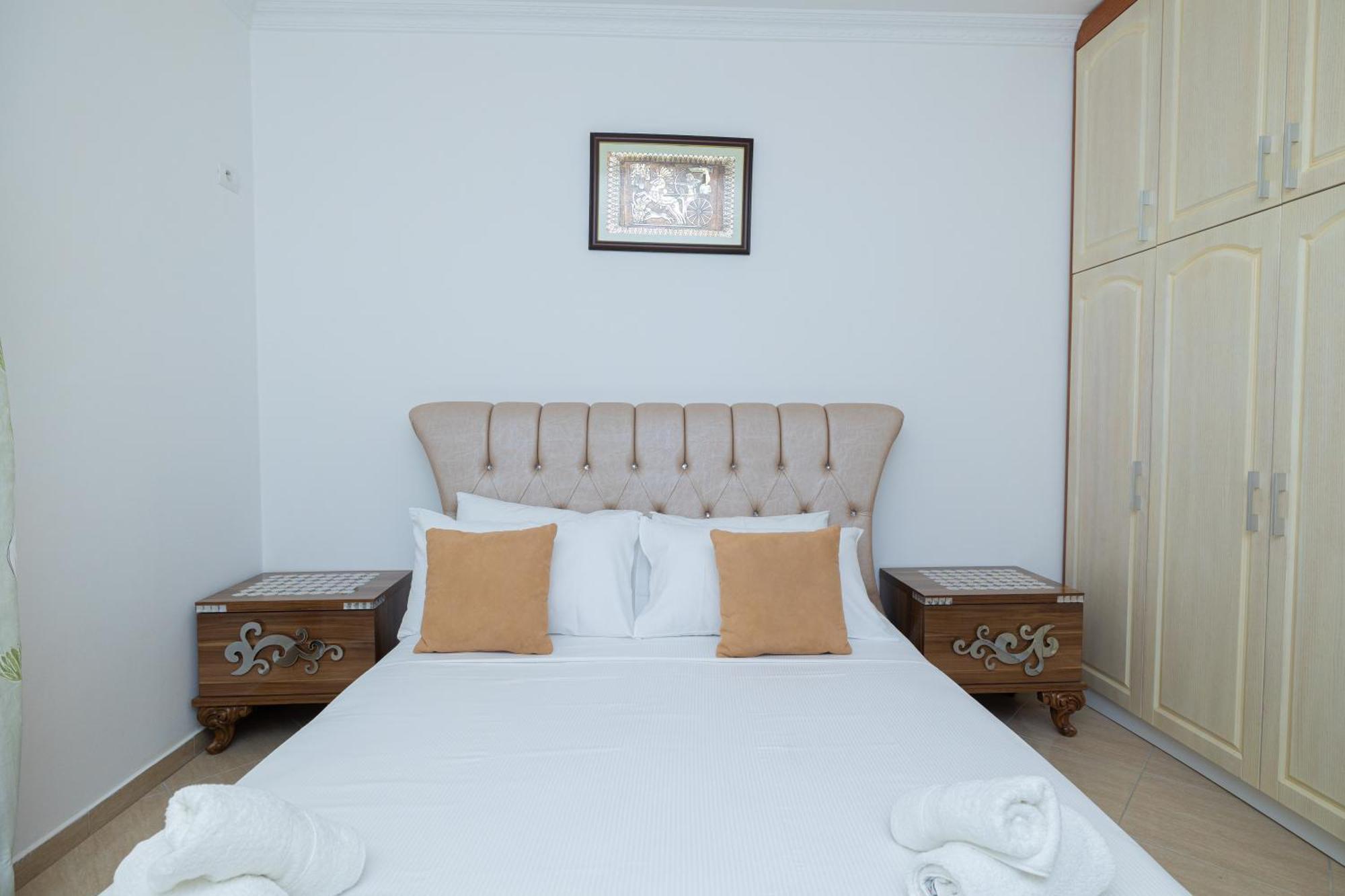 Lucas Apartments Rental Wlora Zewnętrze zdjęcie